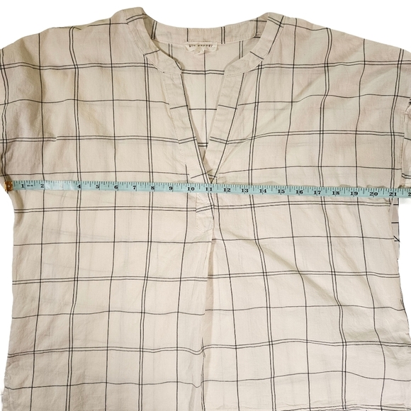 Blu Pepper Linen Style Short Sleeve Blouse, Ivory With Black Stripes, Small - Picture 9 of 11